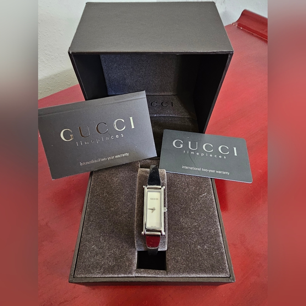 Gucci Silver Dial Black Strap Women's Watch Vintage